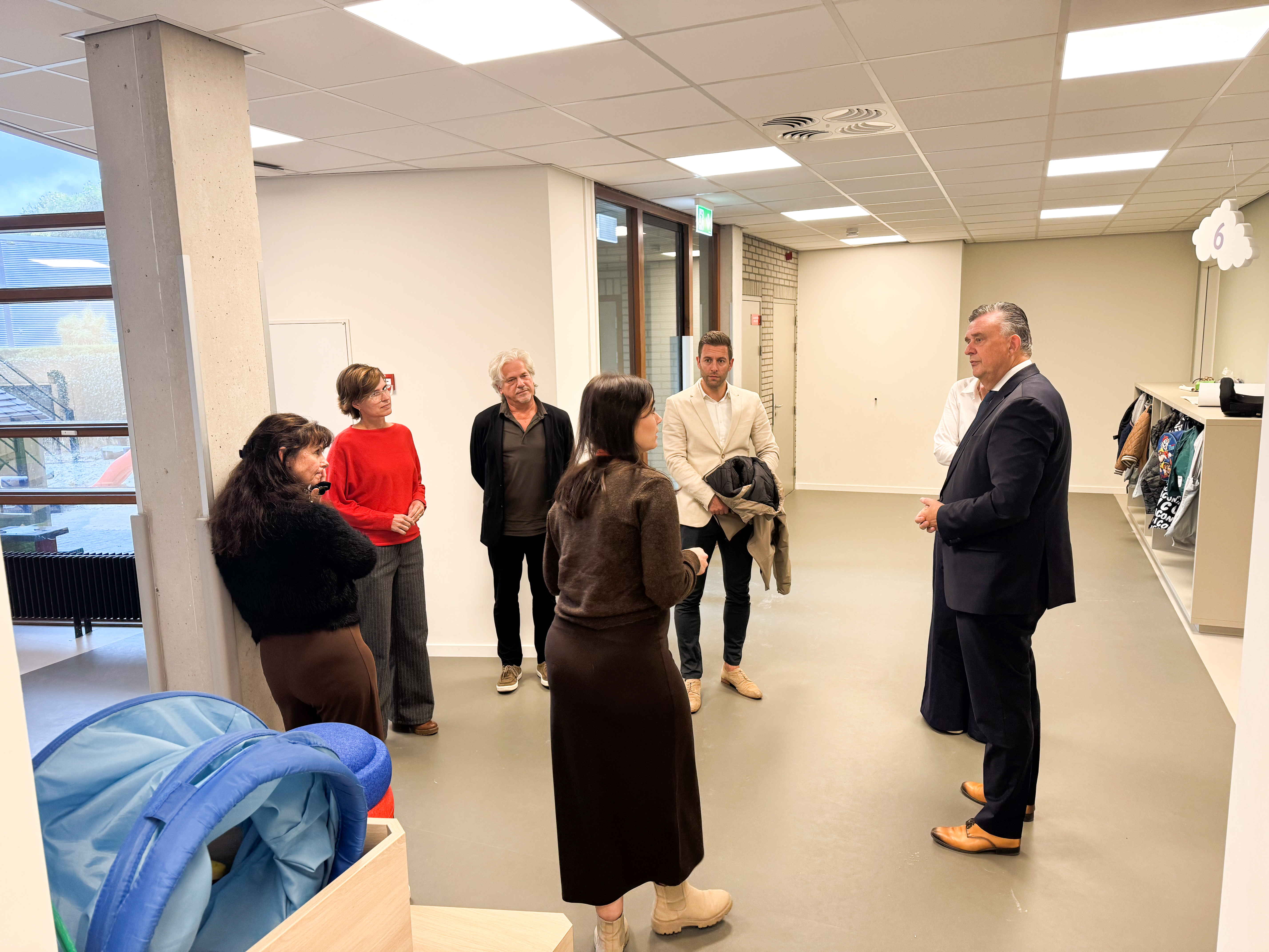 Rondleiding van werkbezoek Gouverneur op locatie Maastricht.